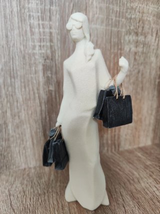 Figura Nadal Mujer Comprando Bolsas