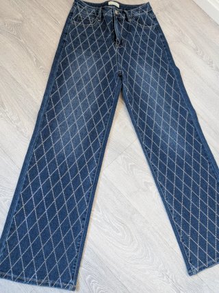 Pantalón Vaquero con Strass Hug & Clau