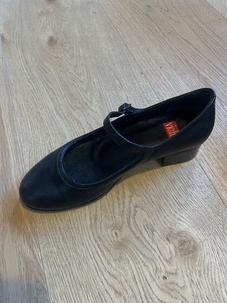 Zapatos Vialis negros talla 36