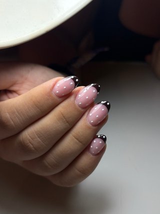 Uñas acrílicas y semipermanentes