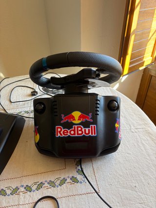 Volante Logitech G29 con pedales