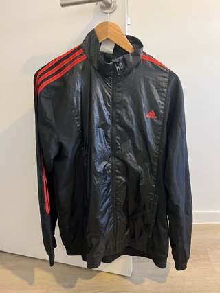 Chaqueta Adidas Negra y Roja