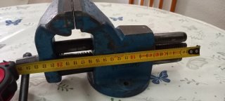Tornillo de banco para reparar. Marca DOLEX france