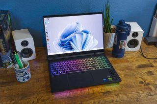 HP Omen Max 16 Ryzen 9 RTX 5080 32GB RAM