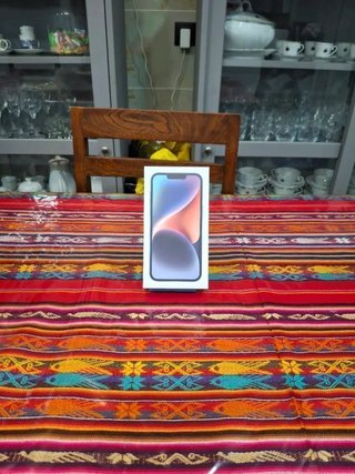 Scatola iPhone 14 Plus blu