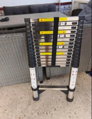 Escalera Telescópica Plegable