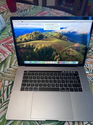 MacBook Pro 2019 Argento