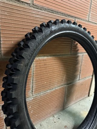 Neumatico 21 Enduro MX Delantero