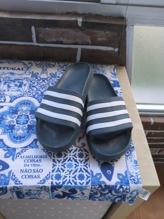 Chanclas Adidas Verde Oscuro
