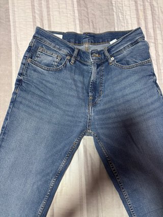 Pantalón vaquero azul sin etiqueta