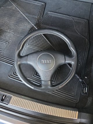 Volante 3 radios Audi