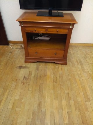 Mesa de TV de madera