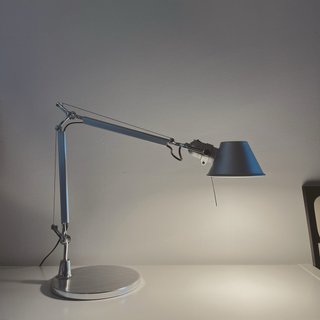 Lámpara de mesa Tolomeo