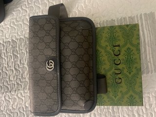 Riñonera Gucci Gris