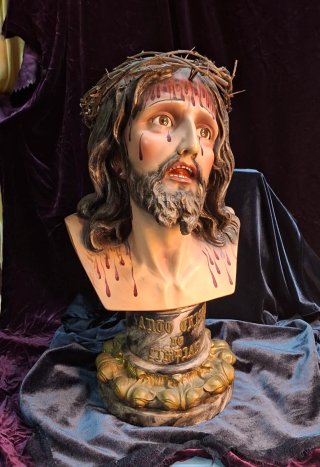 Busto Santo Cristo de Limpias, Olot S. XX