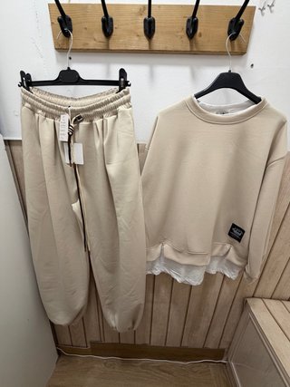 Conjunto Chándal Beige Talla Única