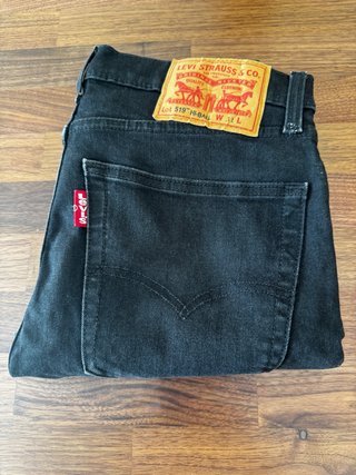 Pantalón Levi's 519 Hi-Ball Negro