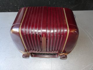 Radio Telefunken Panchito U-1365 Bakelita