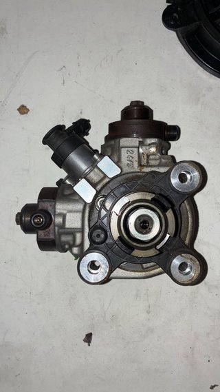 Bomba Injetora Volvo V60 (31372081)