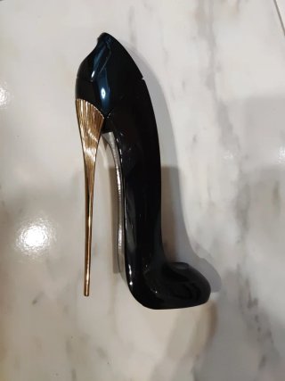 Frasco Perfume Carolina Herrera Vacío Tacón Negro