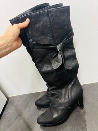 Botas altas piel vacuna tacón 8cm
