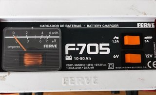 Cargador de Batería Ferve F-705