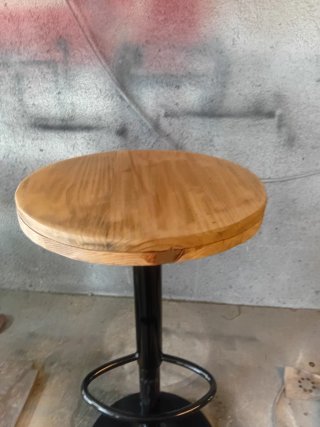 Banco alto madera y metal