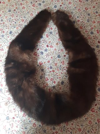 Cuello de Piel Auténtica