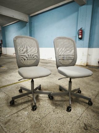 Lote de 2 sillas de escritorio IKEA