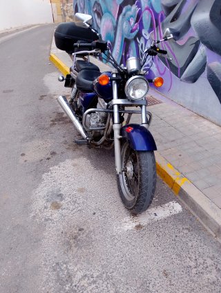 Suzuki Marauder GZ 250 custom