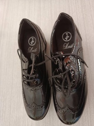 Zapatos de Charol Negros Laik
