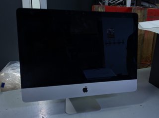 Apple iMac 21.5 2017 i5 8GB 1TB + Accesorios