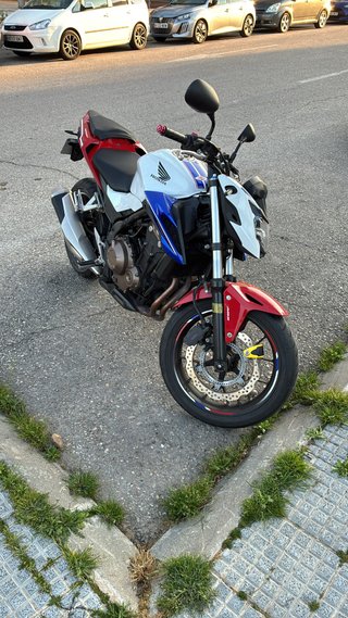 Honda CB500F Tricolor
