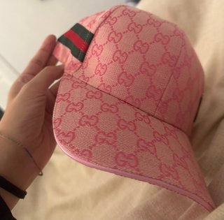 Cappello con visiera Gucci