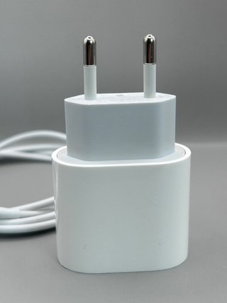 Cargador Apple 18W A1692 + Cable Lightning