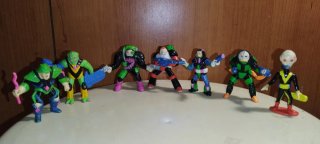 Set de 7 Figuras Guerreros de la Basura Galoob