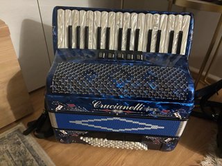 Acordeón Crucianelli Azul