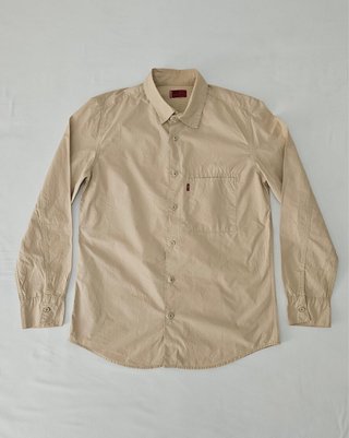 Camisa Levi's Red Tab Beige Talla M