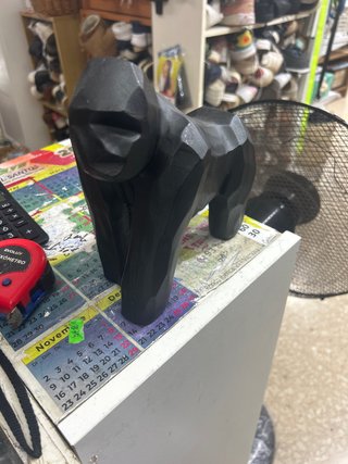 Figura Mono Negro Plástico