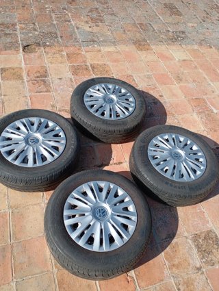 Llantas 15 5x112 con tapacubos VW