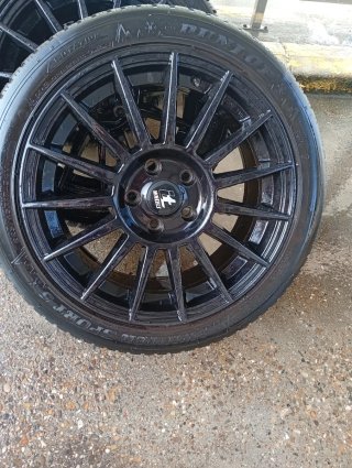Llantas con cubiertas Dunlop