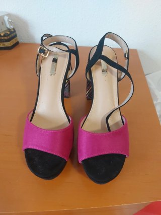 Sandalias de tacón multicolor