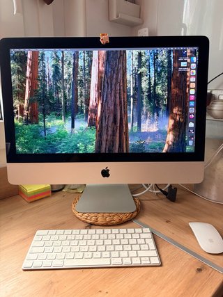 Apple iMac 2019 4K i3 4 núcleos, 500Gb