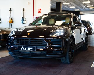 Porsche Macan -