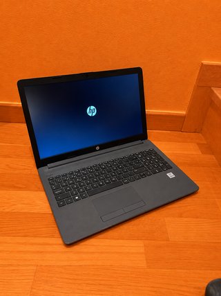 Portátil HP i3 10ª Gen 12gb 512GB ssd