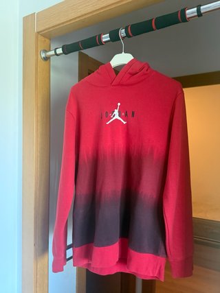 Sudadera Jordan Roja y Negra