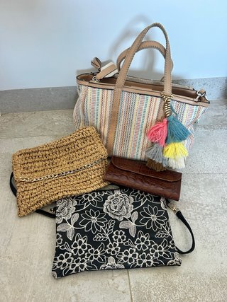 Set de 4 Bolsos y Cartera