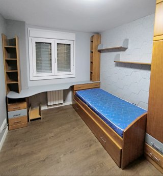 Conjunto habitación madera de pino