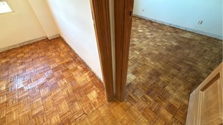 Acuchillado y barnizado de suelos de madera