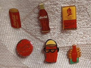 Set di 6 spille vintage Coca-Cola